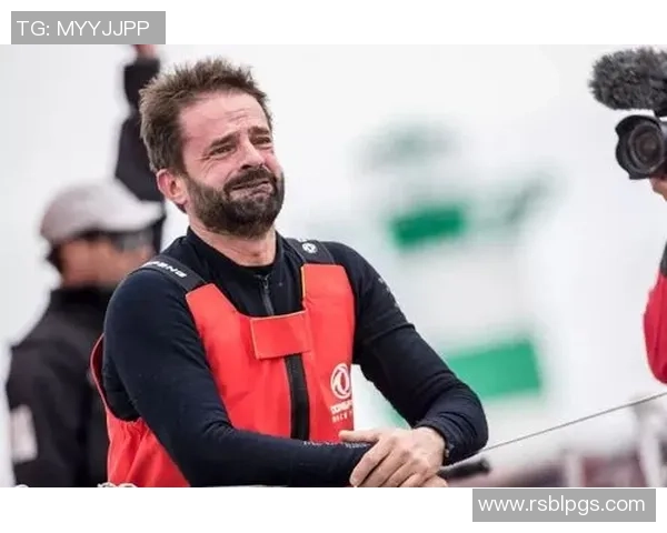 南京飞盘队在滑板精英赛中逆袭成功的精彩故事与背后奋斗历程