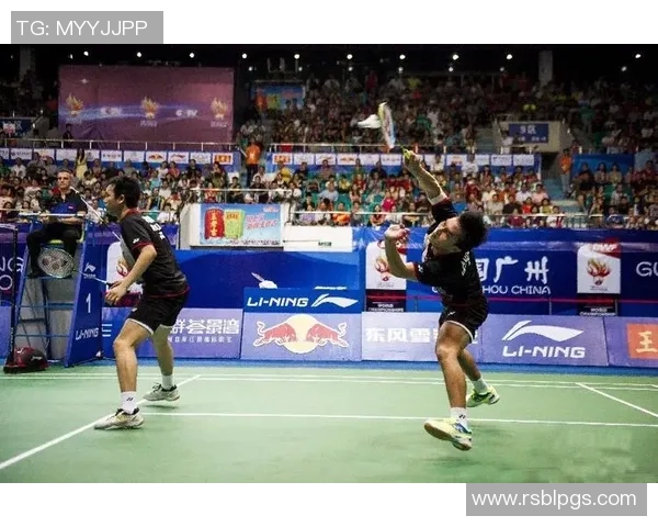 南京羽毛球队区域防守分析与战术调整的得失探讨